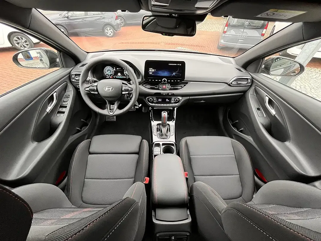 Hyundai i30 - Thumbnail 12