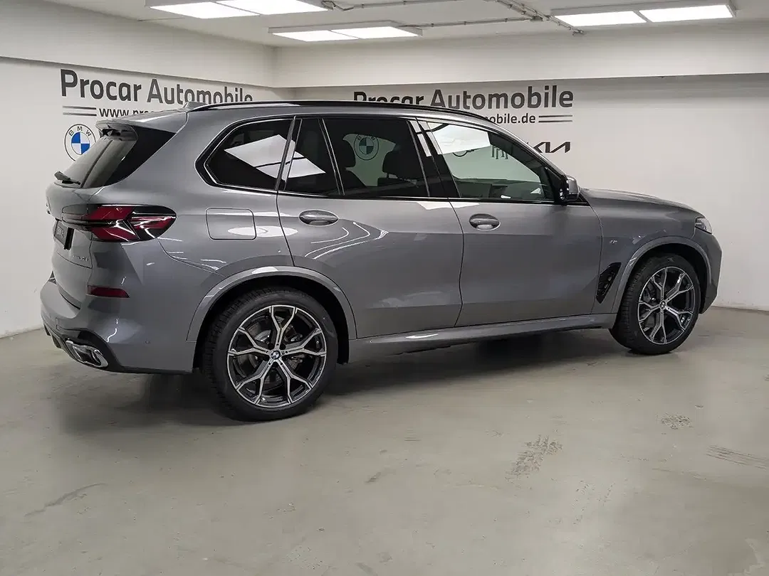 BMW X5 - Thumbnail 5