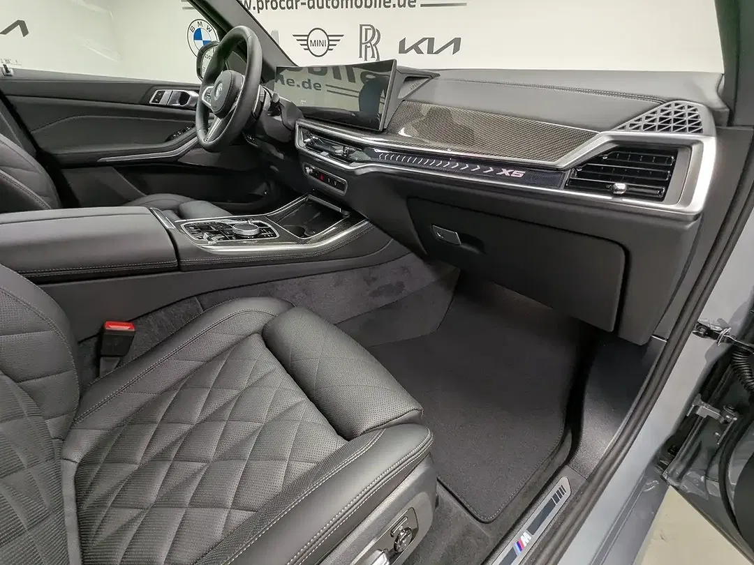 BMW X5 - Thumbnail 6