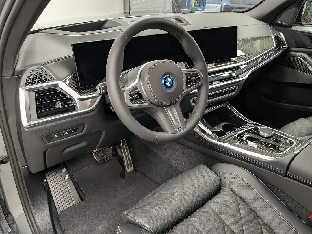 BMW X5 - Thumbnail 9
