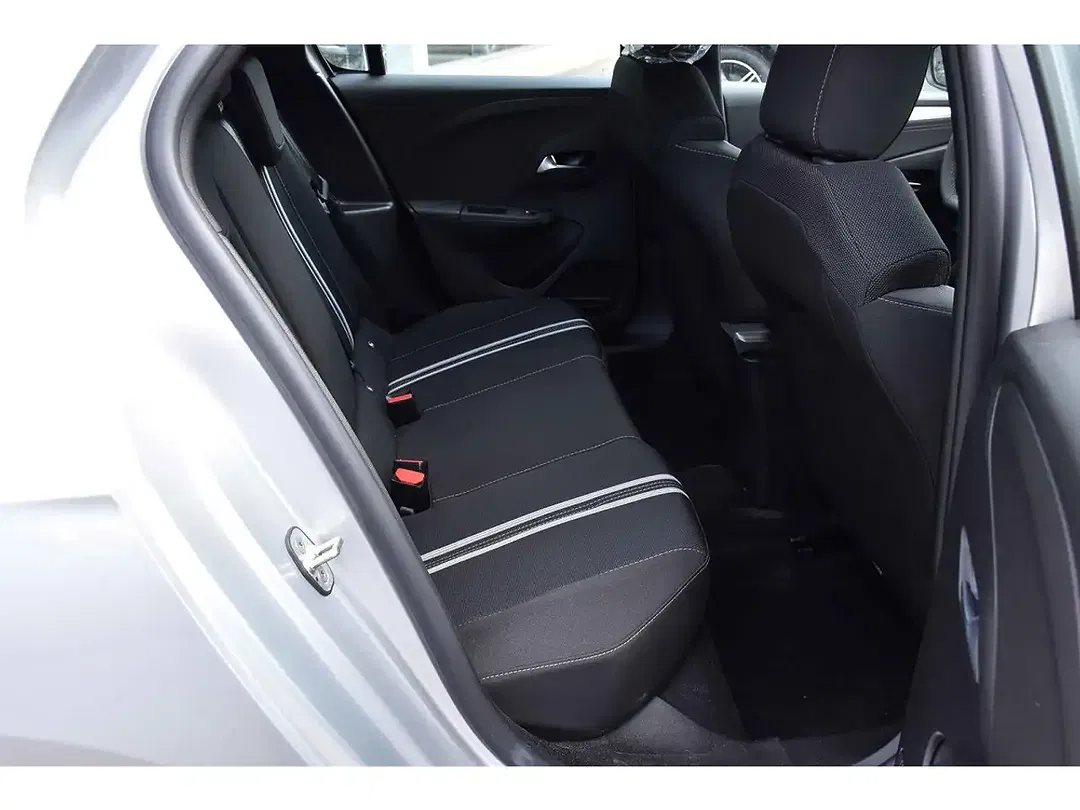 Opel Corsa - Thumbnail 8