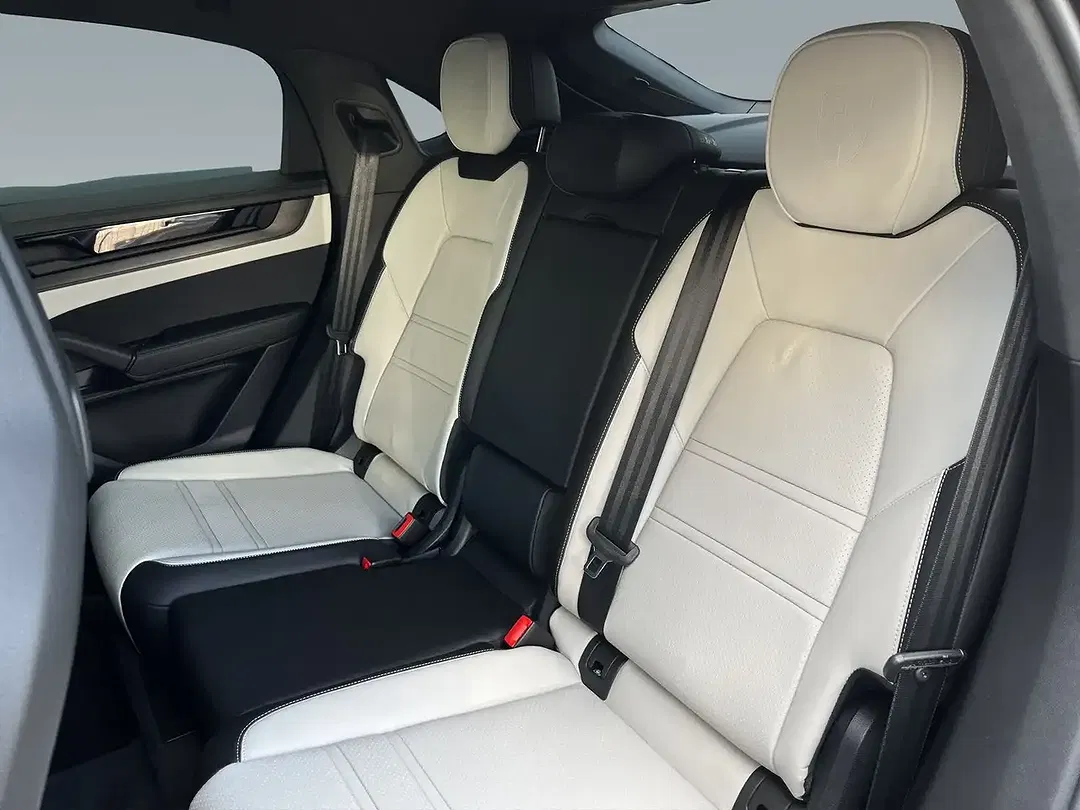 Porsche Cayenne - Thumbnail 11