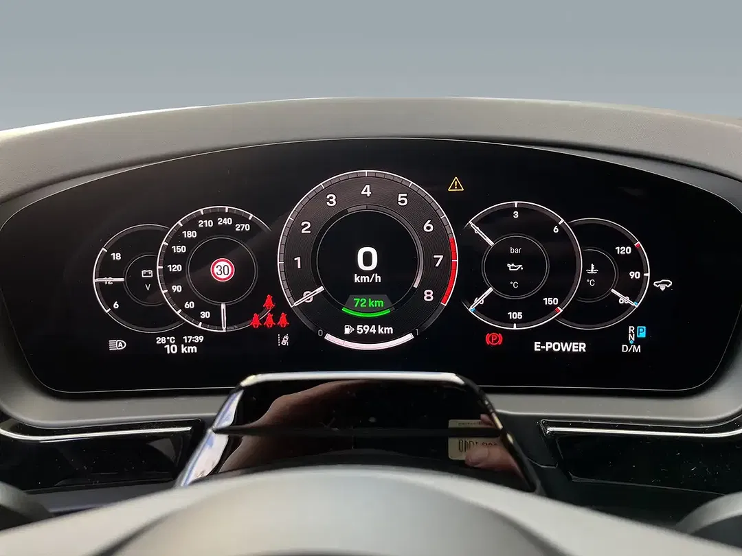 Porsche Cayenne - Thumbnail 13