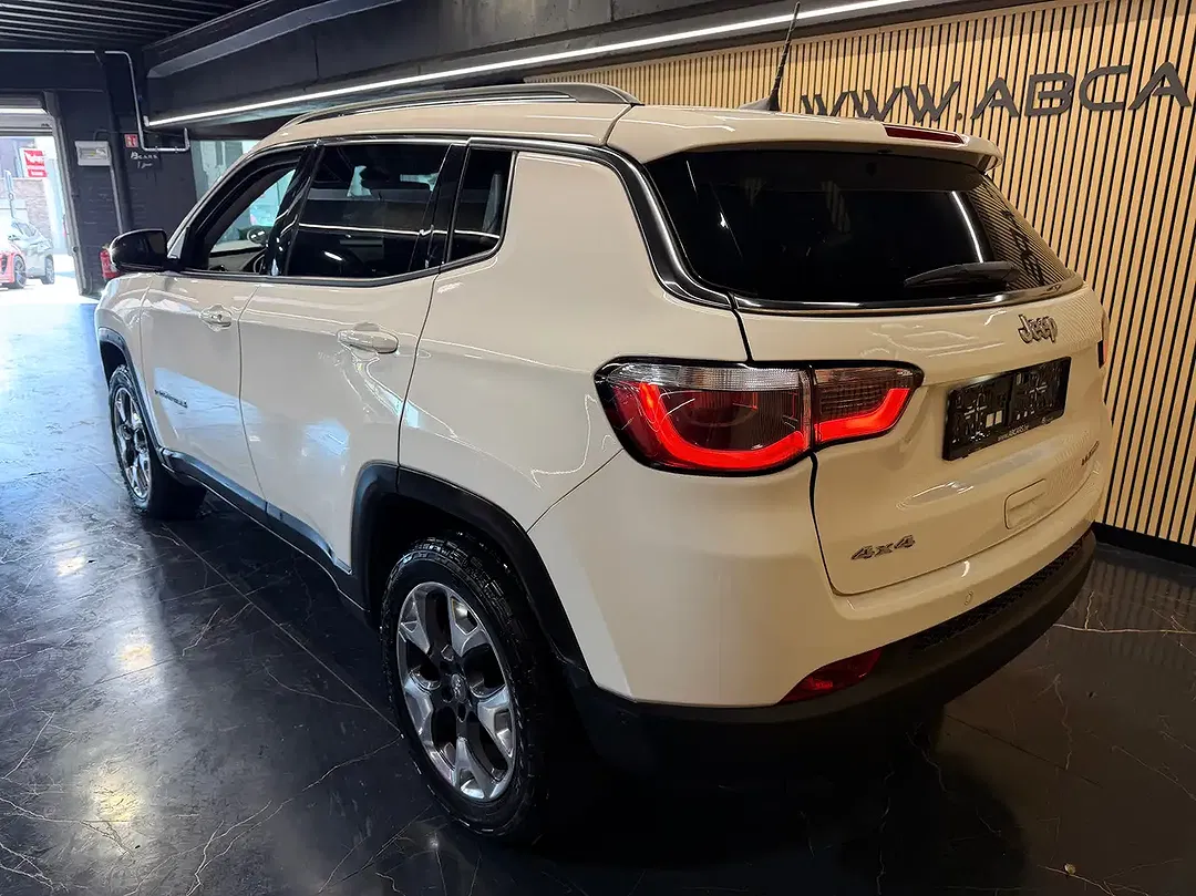 Jeep Compass - Thumbnail 5