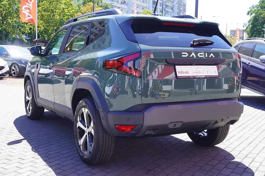 Dacia Duster - Thumbnail 3