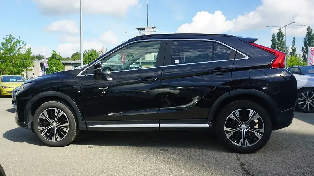 Mitsubishi Eclipse Cross - Thumbnail 4