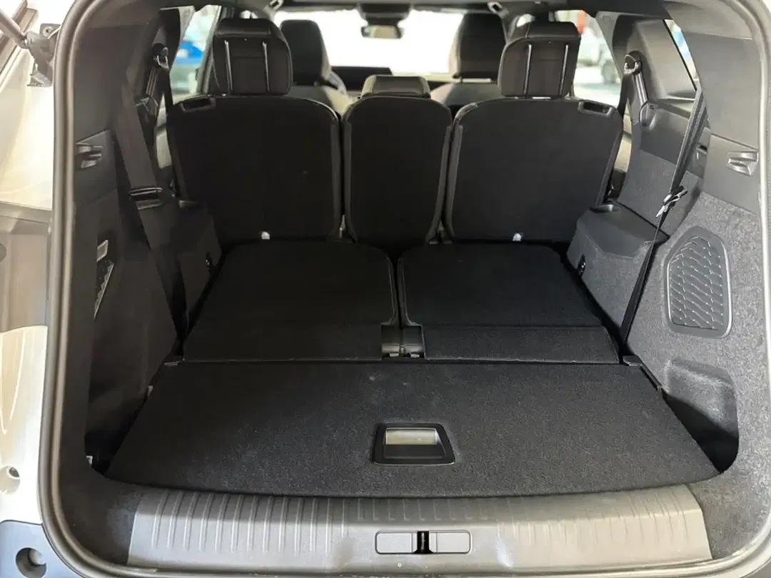 Peugeot 5008 - Thumbnail 11