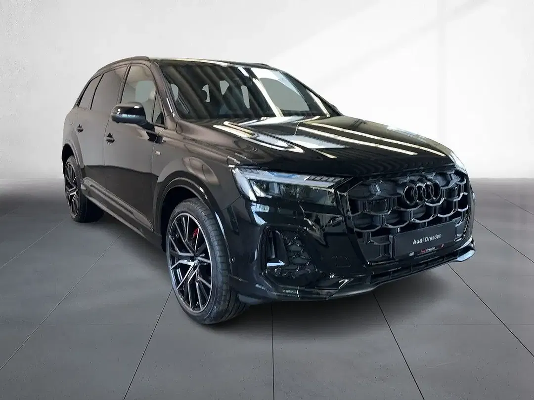 Audi Q7 - Thumbnail 4