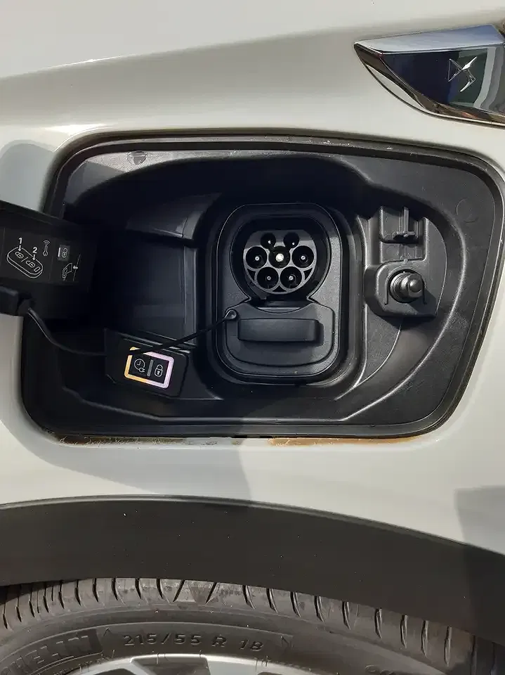DS Automobiles DS 3 Crossback - Thumbnail 22