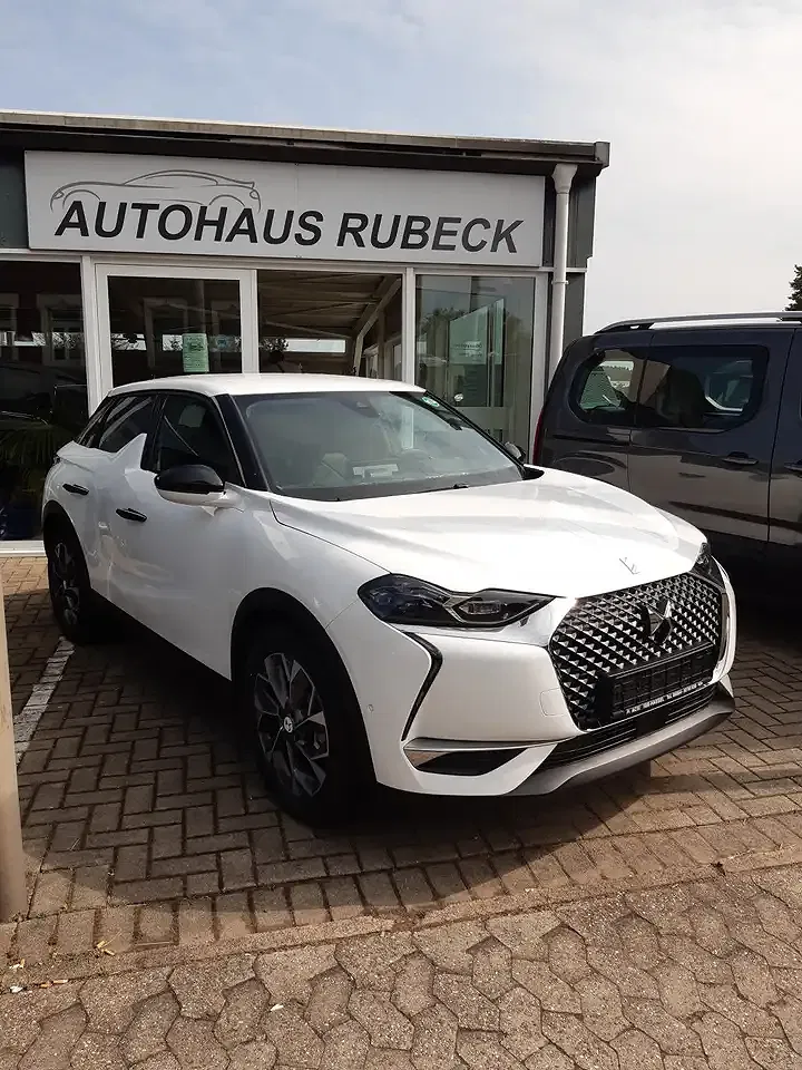 DS Automobiles DS 3 Crossback - Thumbnail 3