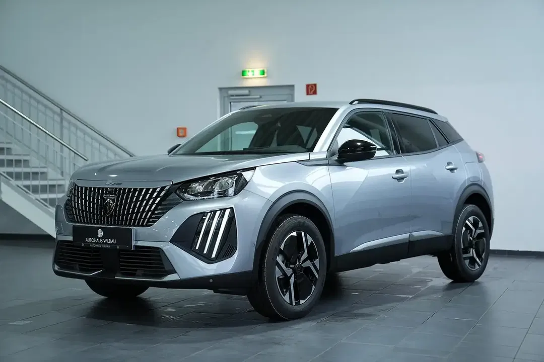 Peugeot 2008 - Thumbnail 3
