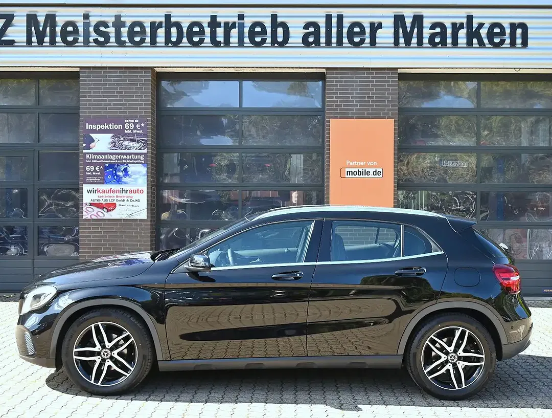 Mercedes-Benz GLA 180 - Thumbnail 5