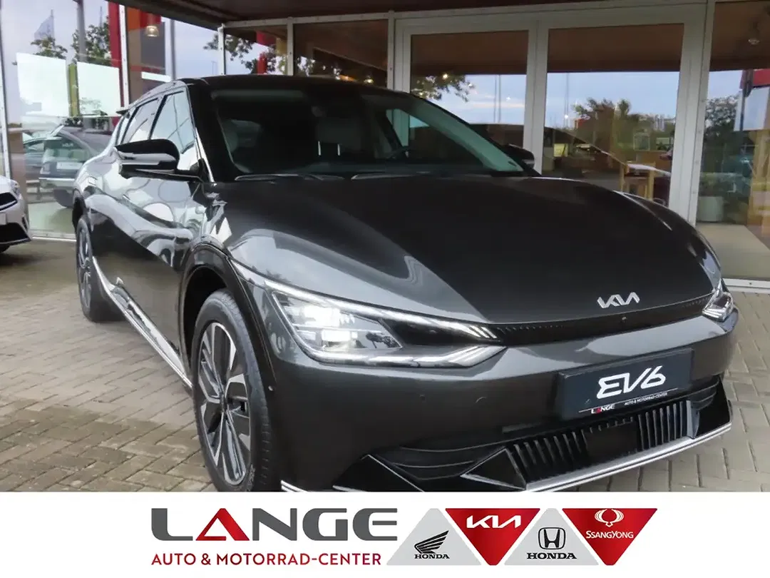 Kia EV6 - Thumbnail 1