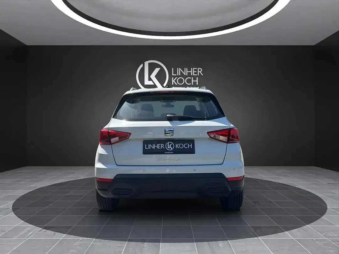 SEAT Arona - Thumbnail 4