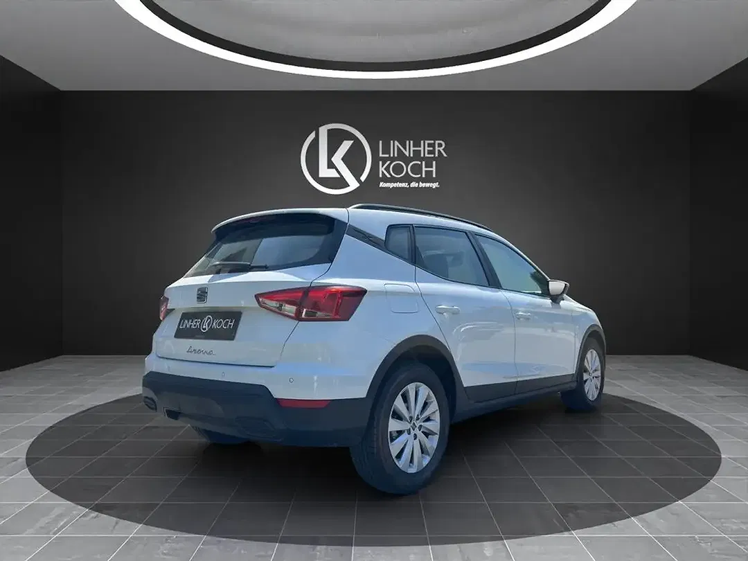 SEAT Arona - Thumbnail 5