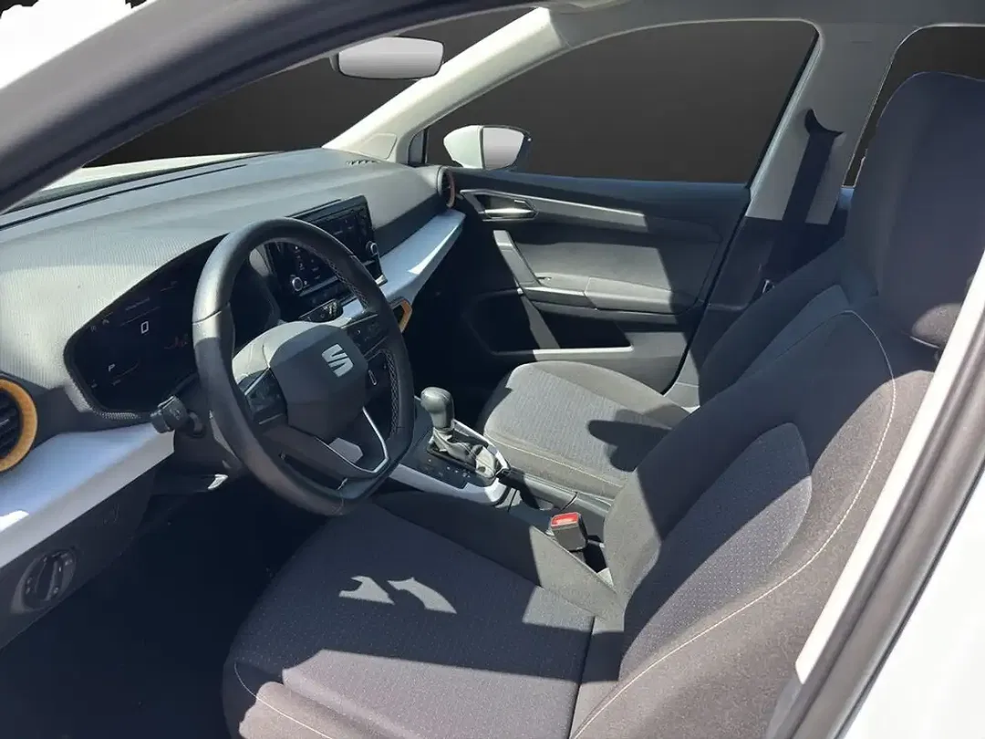 SEAT Arona - Thumbnail 8