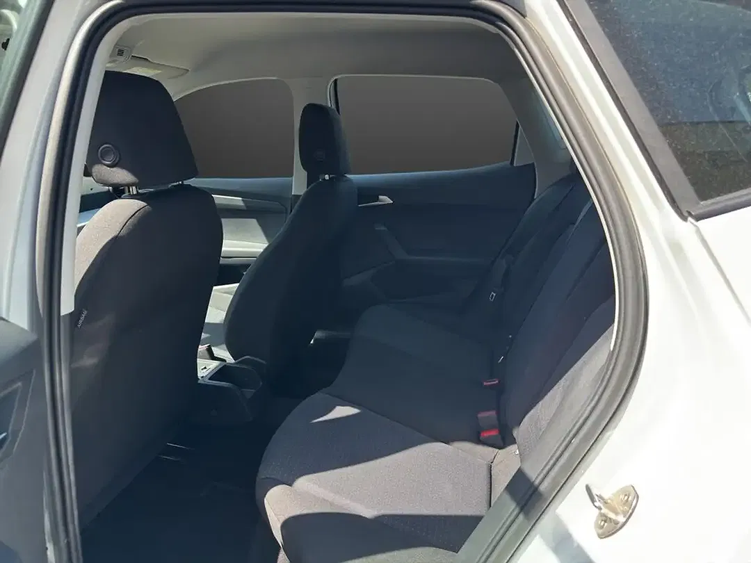 SEAT Arona - Thumbnail 9