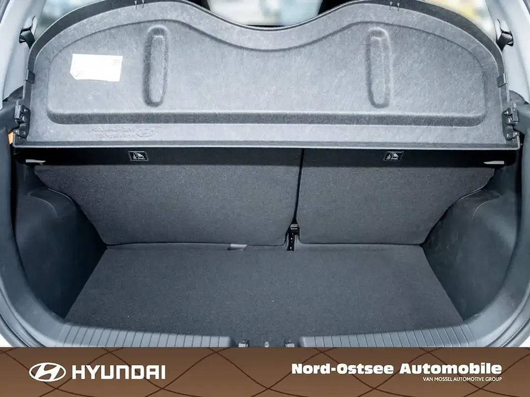 Hyundai i10 - Thumbnail 12