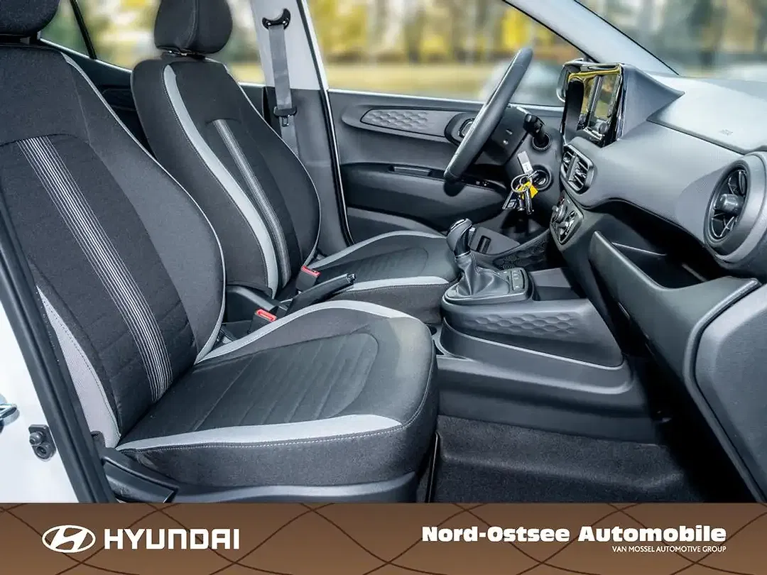 Hyundai i10 - Thumbnail 14