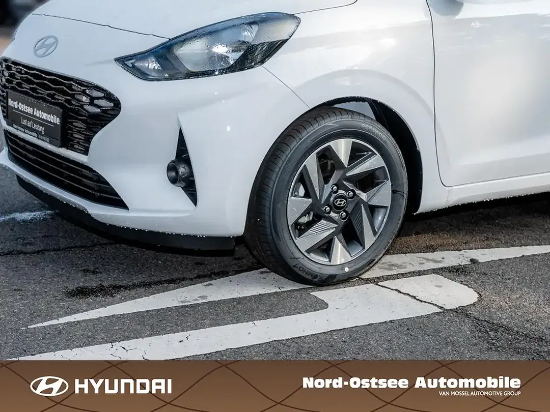 Hyundai i10 - Thumbnail 6