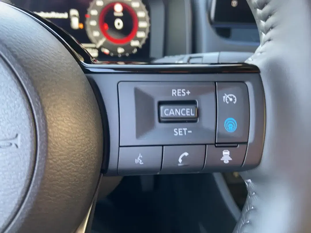 Nissan X-Trail - Thumbnail 10