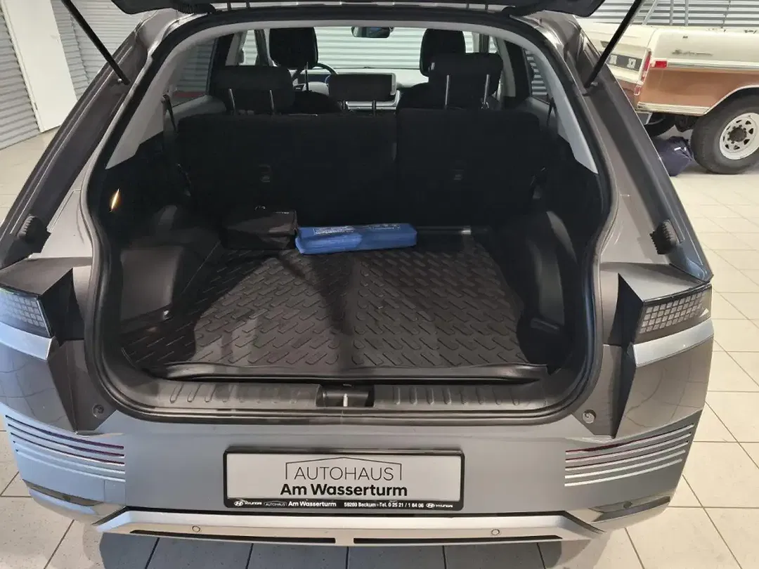 Hyundai IONIQ 5 - Thumbnail 7