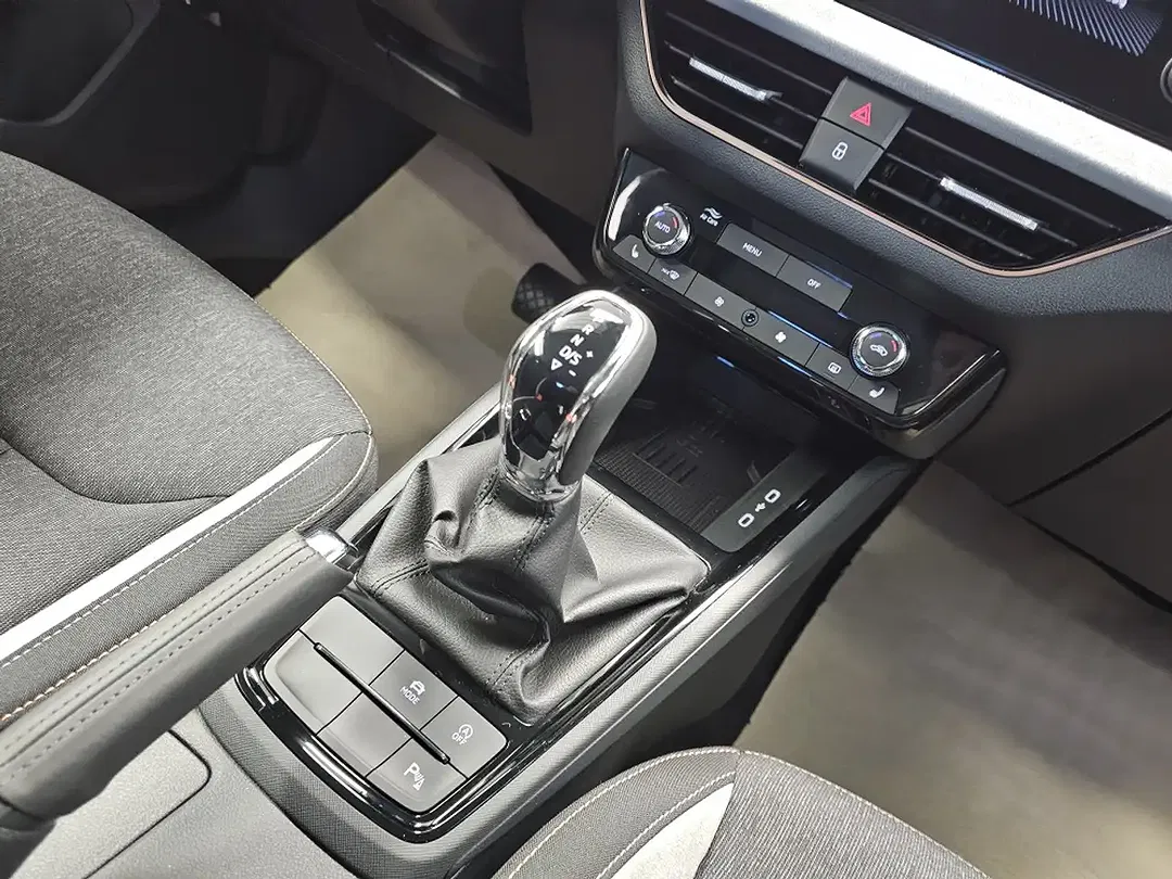 Skoda Kamiq - Thumbnail 10