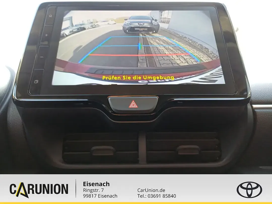 Toyota Yaris - Thumbnail 12