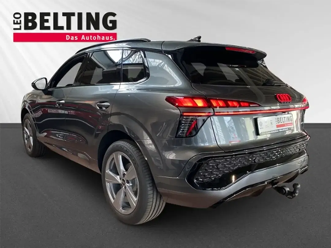 Audi Q3 - Thumbnail 4