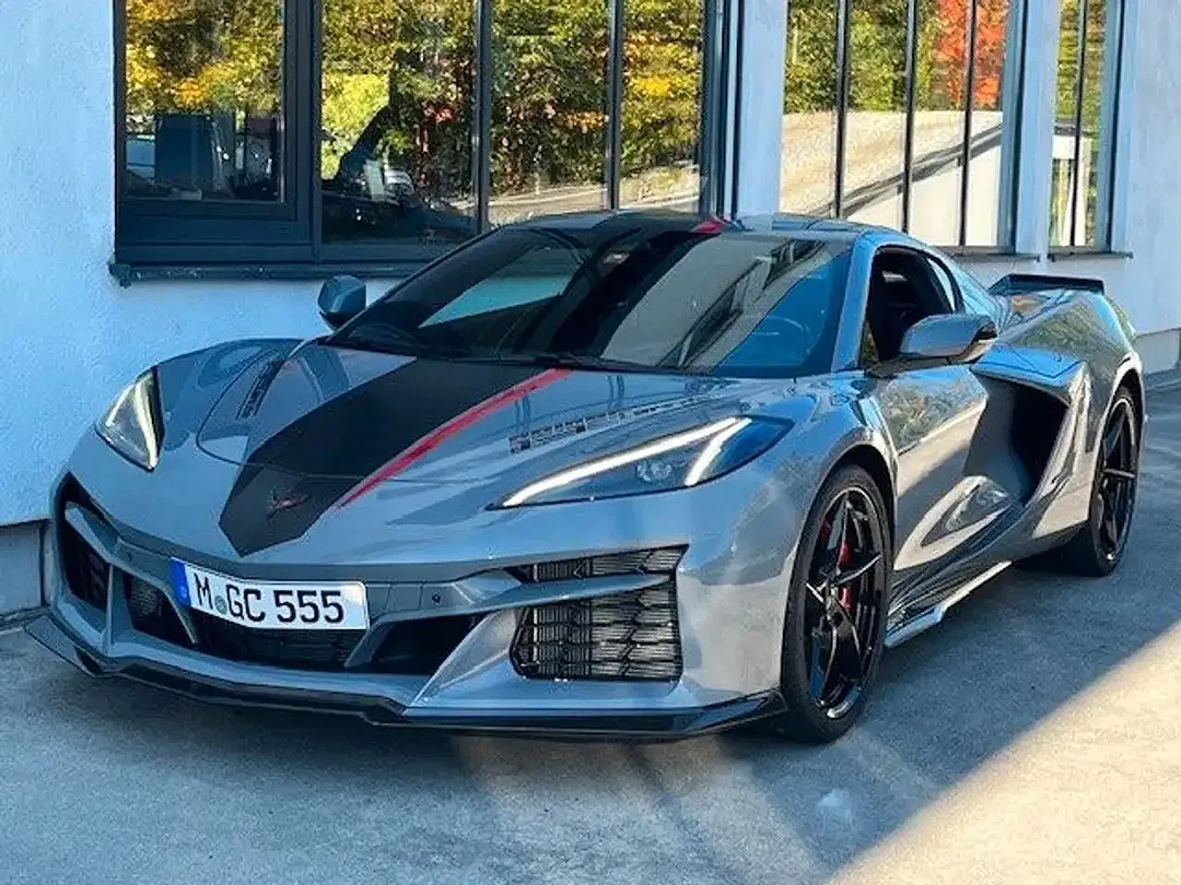 Corvette C8 E-Ray Coupe 3LZ