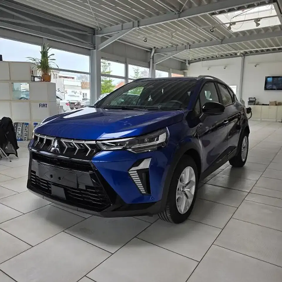 Mitsubishi ASX - Thumbnail 1