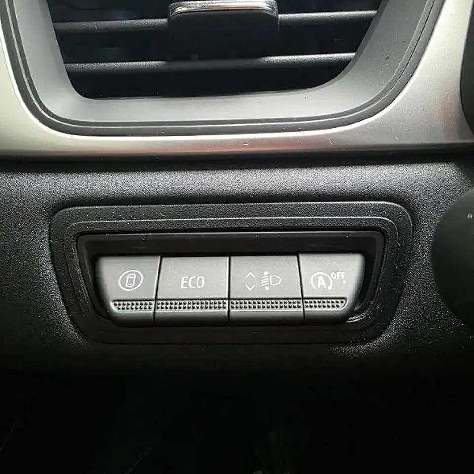 Mitsubishi ASX - Thumbnail 9