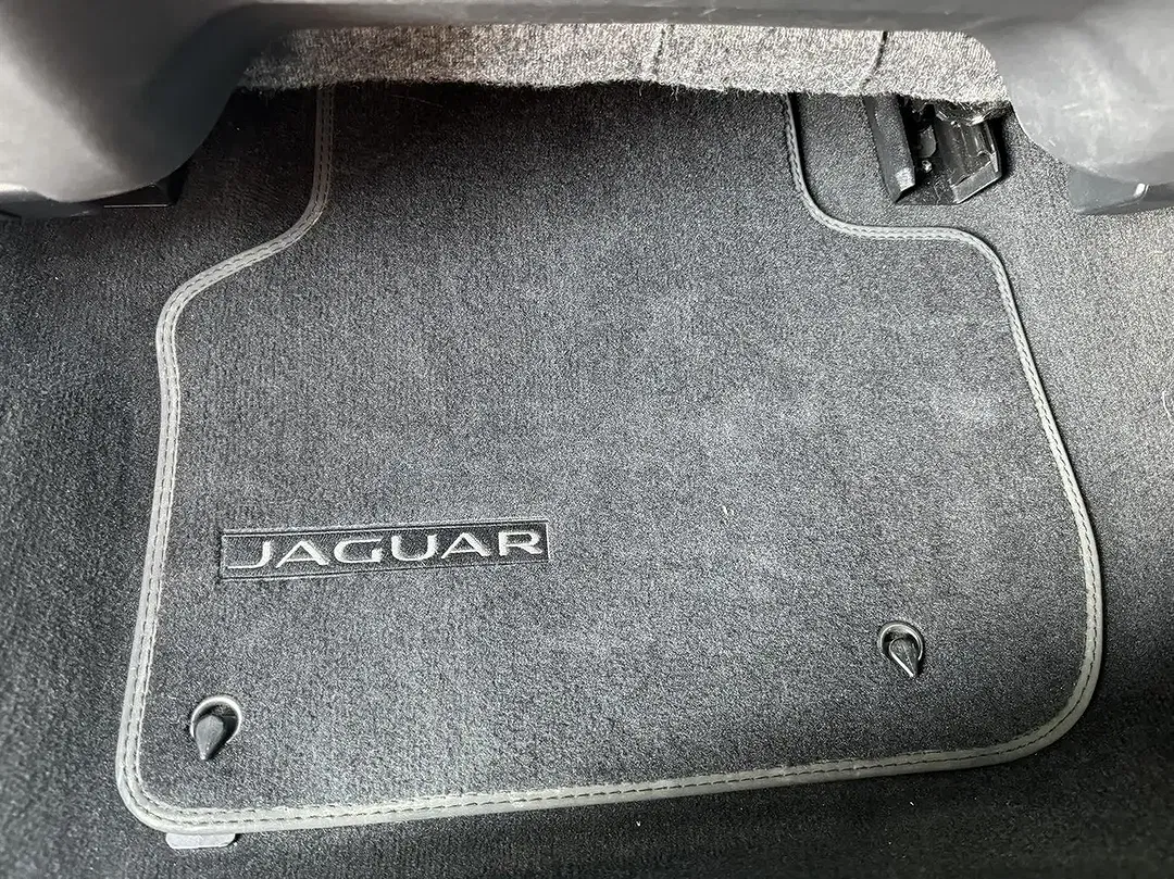 Jaguar XF - Thumbnail 15