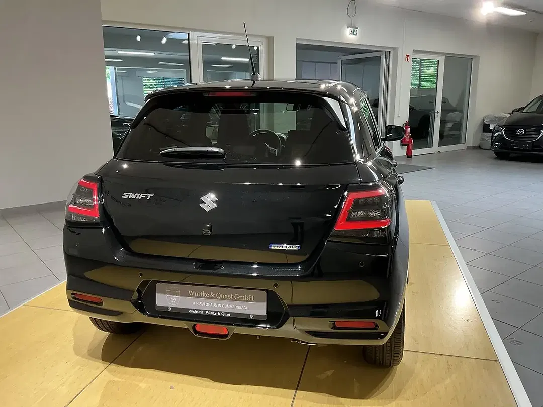 Suzuki Swift - Thumbnail 7
