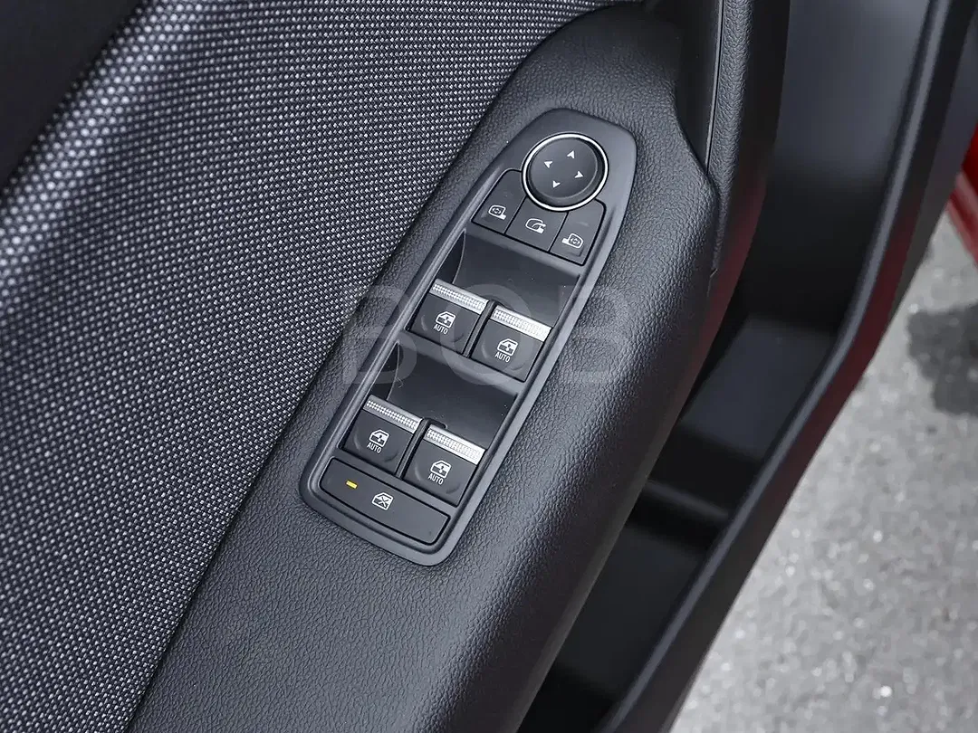 Renault Captur - Thumbnail 12