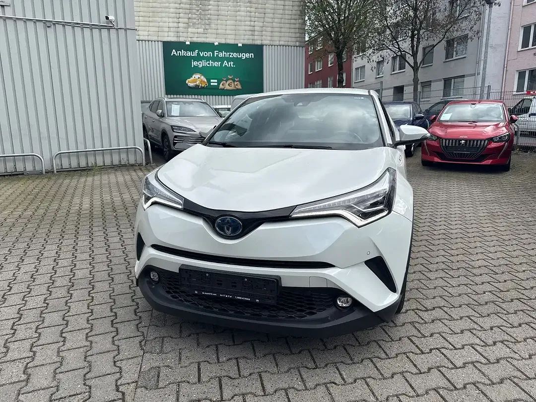 Toyota C-HR Hybrid Team Deutschland
