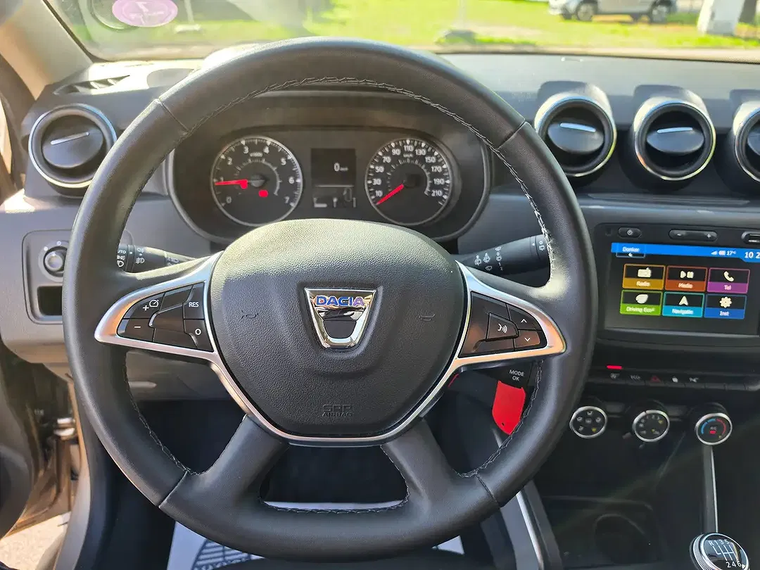 Dacia Duster - Thumbnail 11