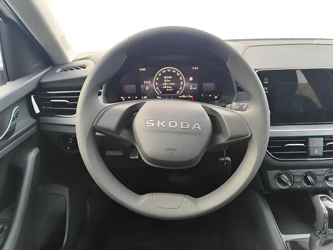 Skoda Scala - Thumbnail 10