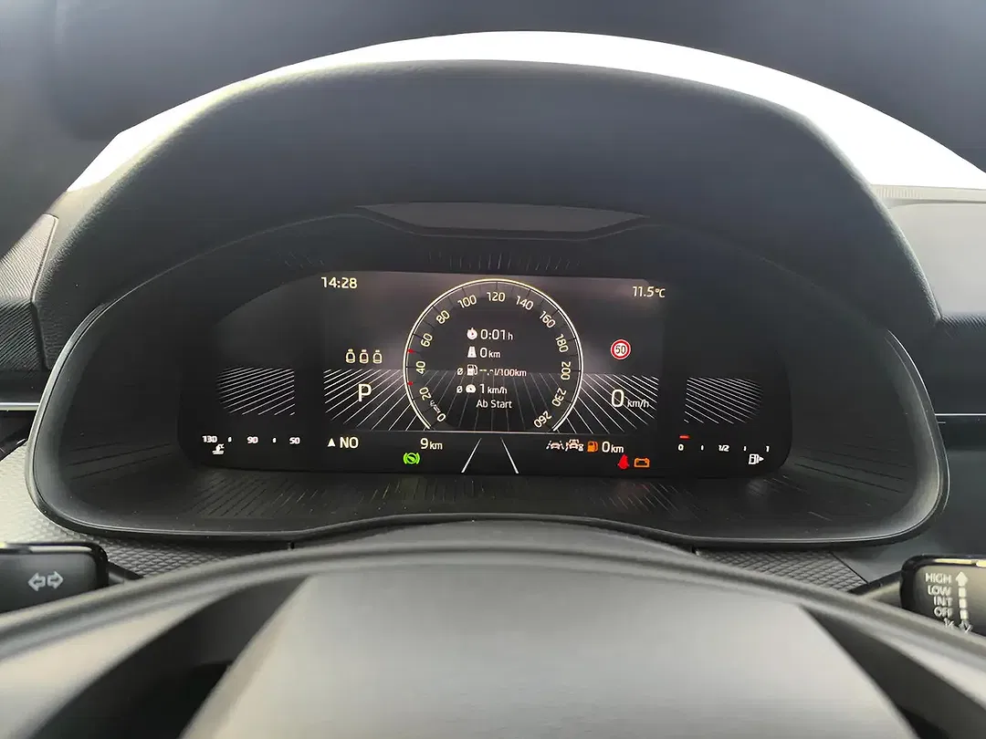 Skoda Scala - Thumbnail 11