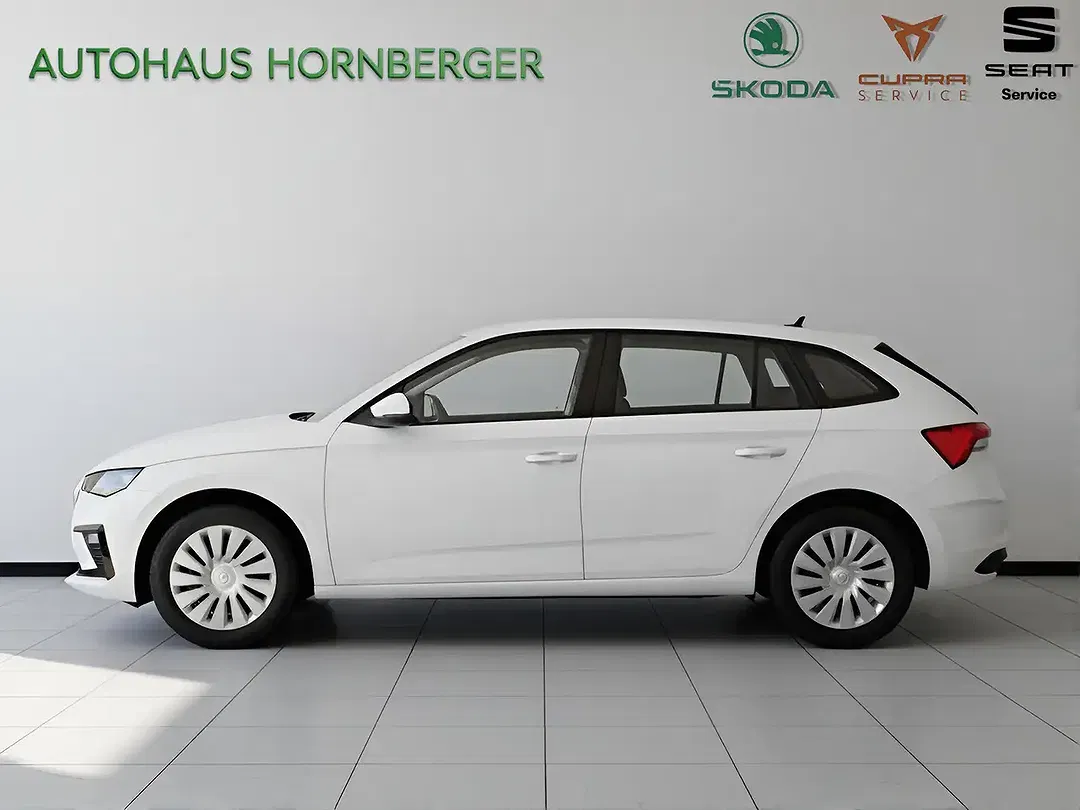 Skoda Scala - Thumbnail 2