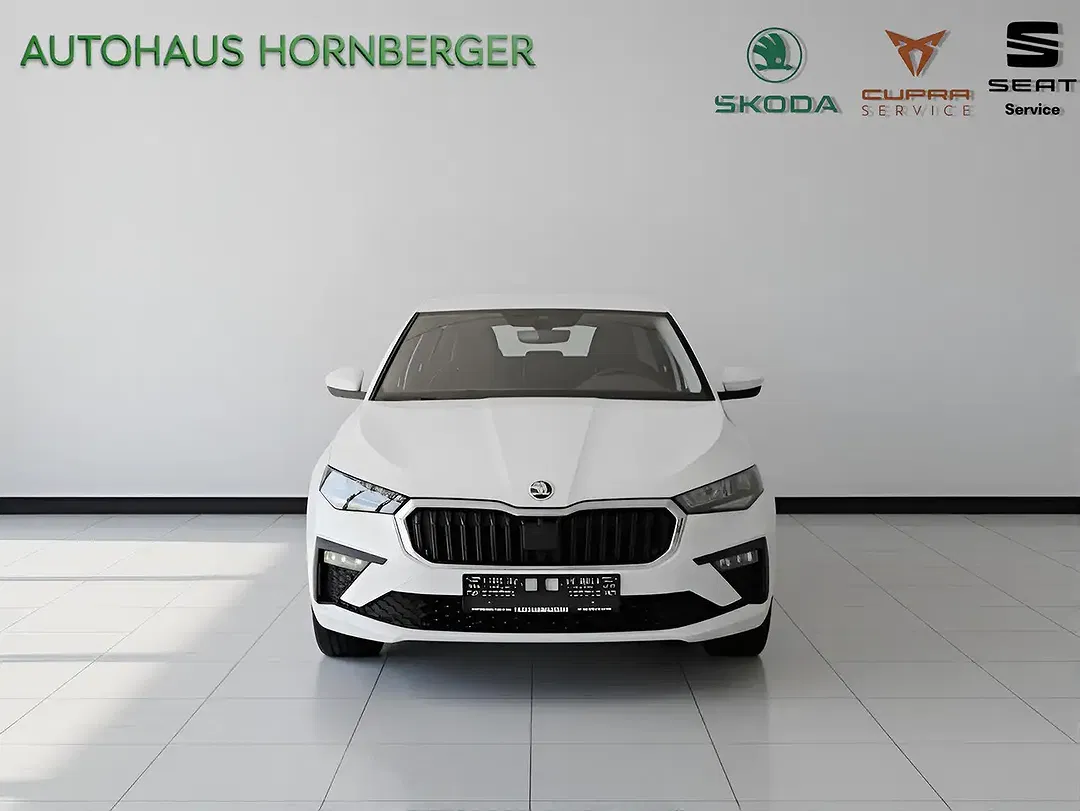 Skoda Scala - Thumbnail 3
