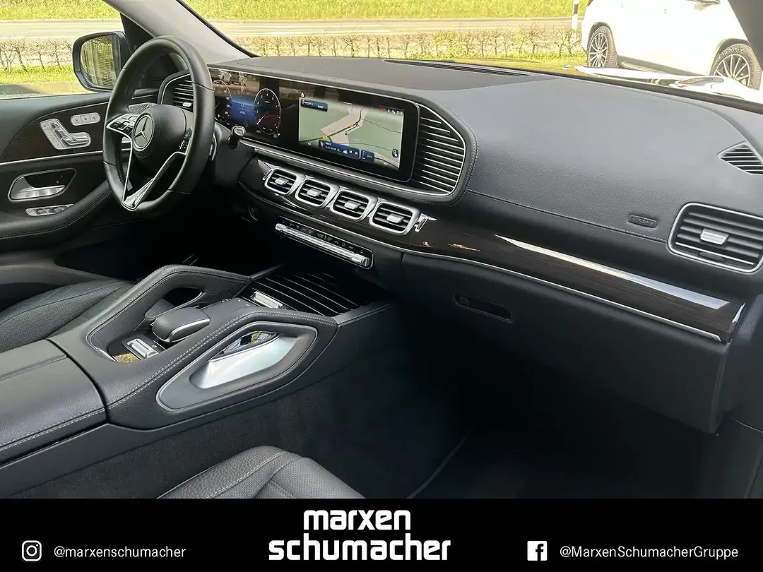 Mercedes-Benz GLS 450 - Thumbnail 14