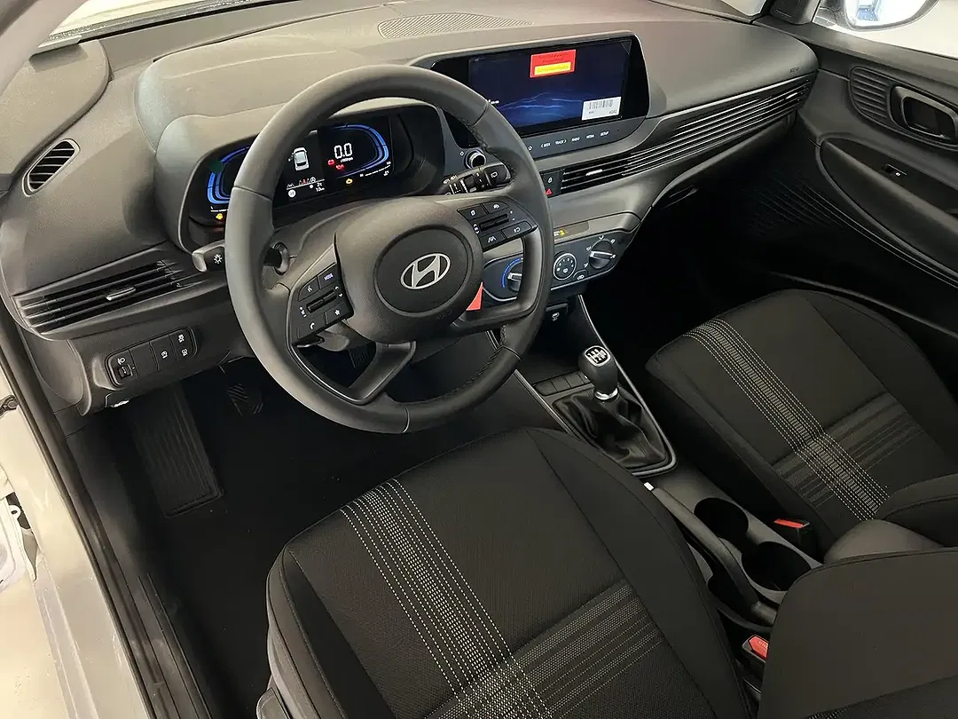Hyundai i20 - Thumbnail 8