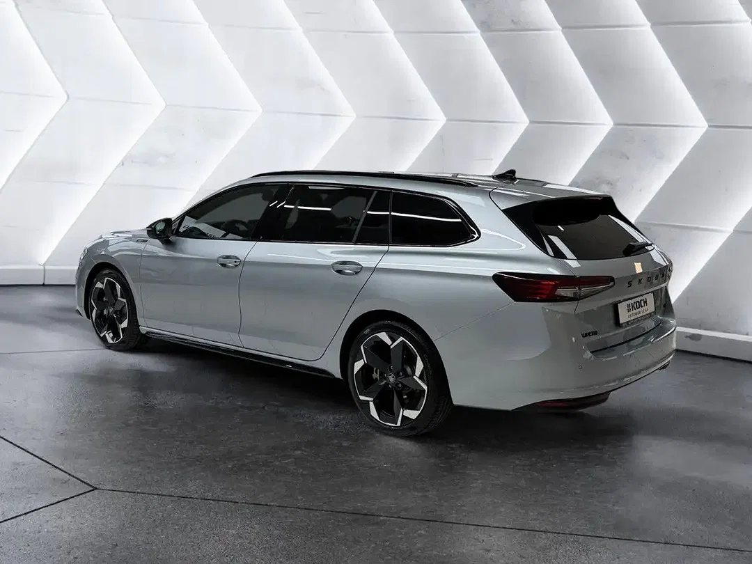 Skoda Superb - Afbeelding 1