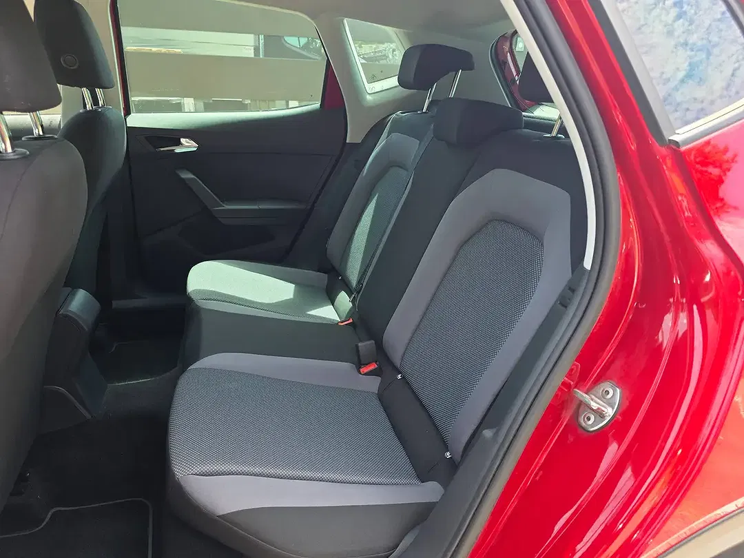 SEAT Arona - Thumbnail 12