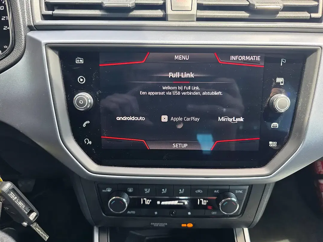 SEAT Arona - Thumbnail 14