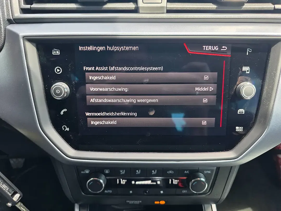 SEAT Arona - Thumbnail 15