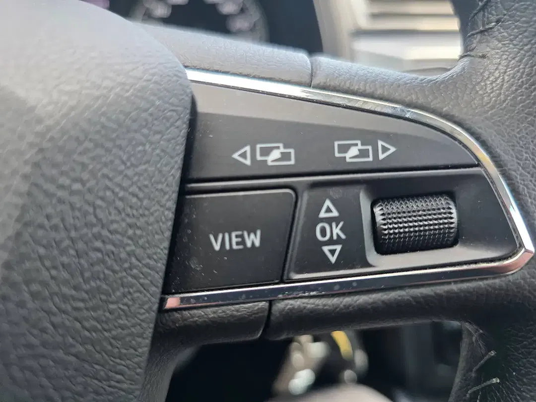 SEAT Arona - Thumbnail 23