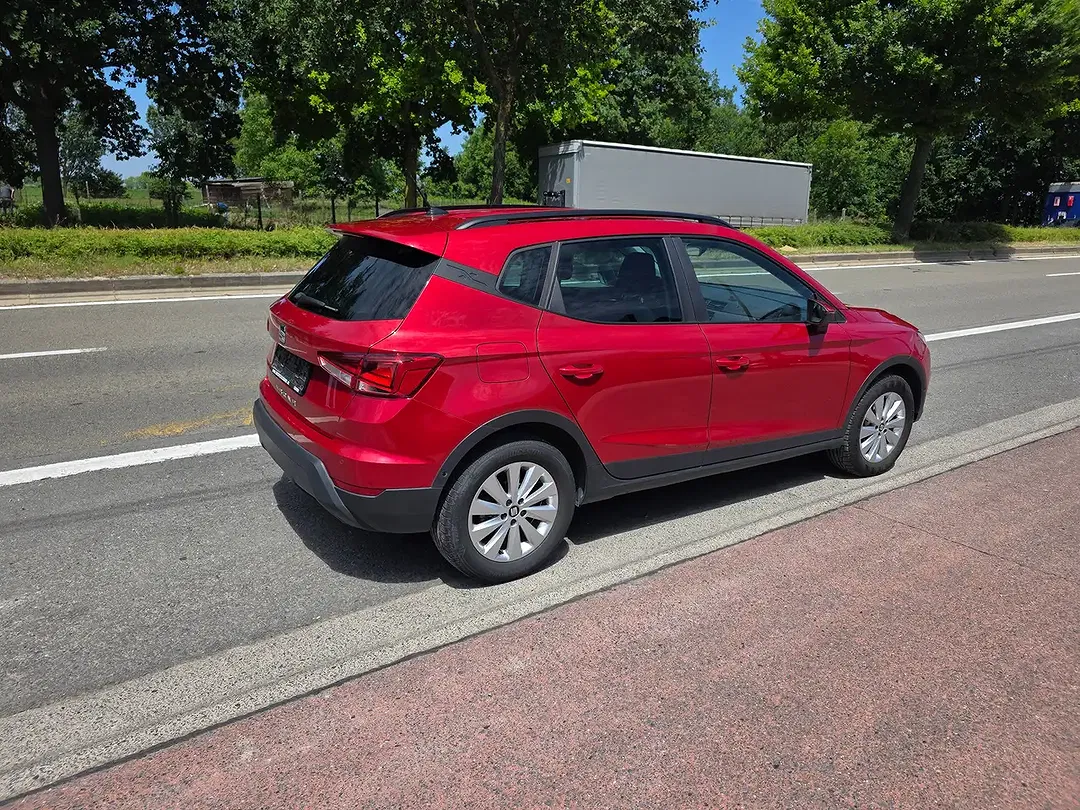 SEAT Arona - Thumbnail 7