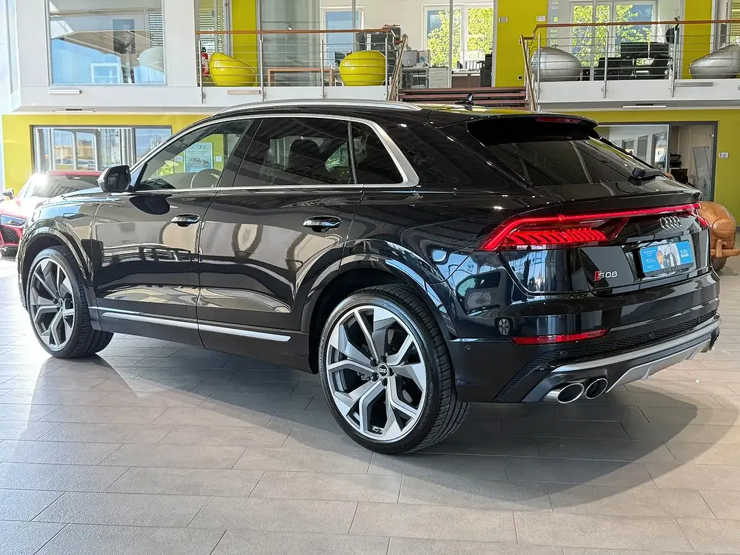Audi SQ8 - Thumbnail 4